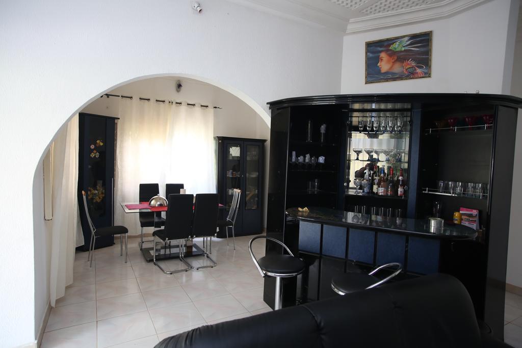 Akmary Guest House Ogbodjo Bagian luar foto